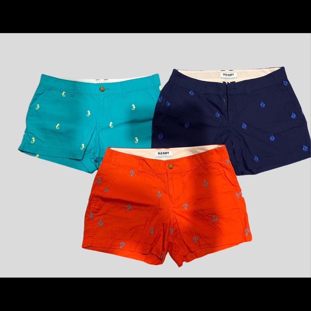 Lot of 3 Pairs of EUC OLD NAVY SHORTS SIZE 4